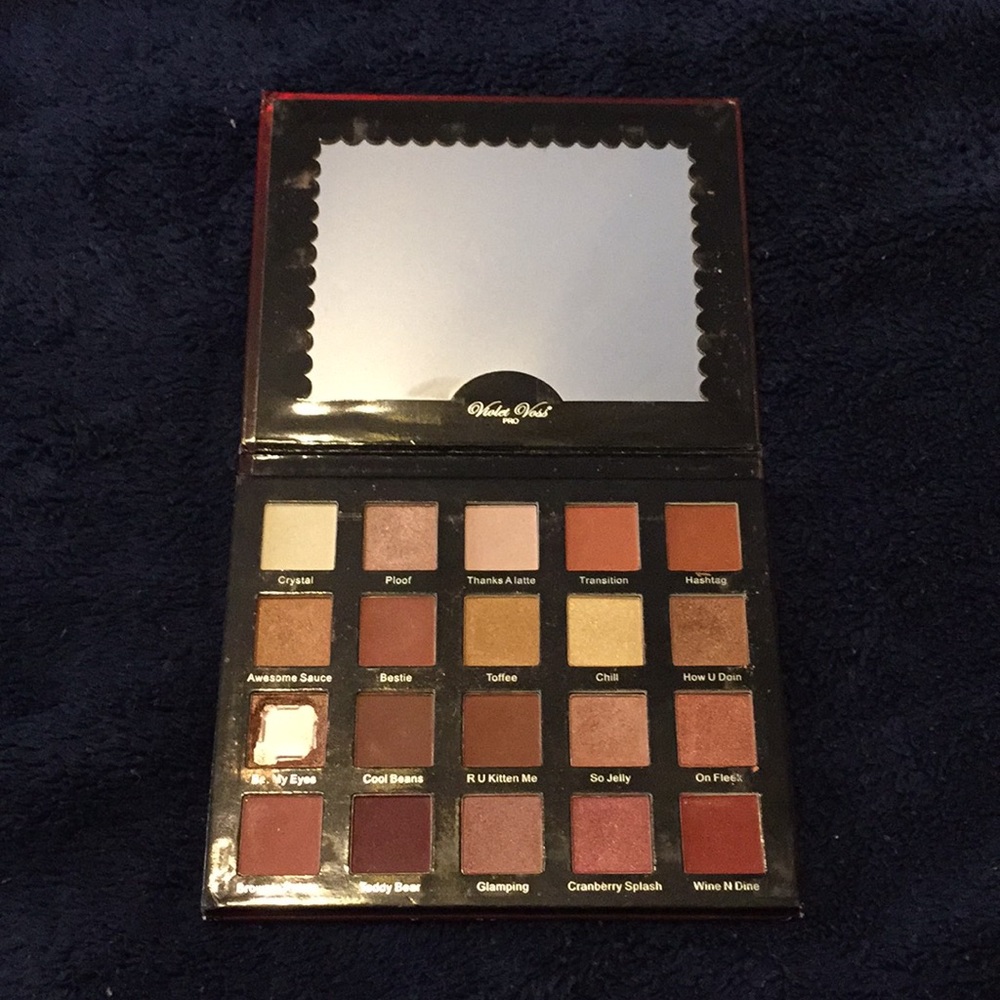 🌻Violet Voss Pro Eyeshadow Palette